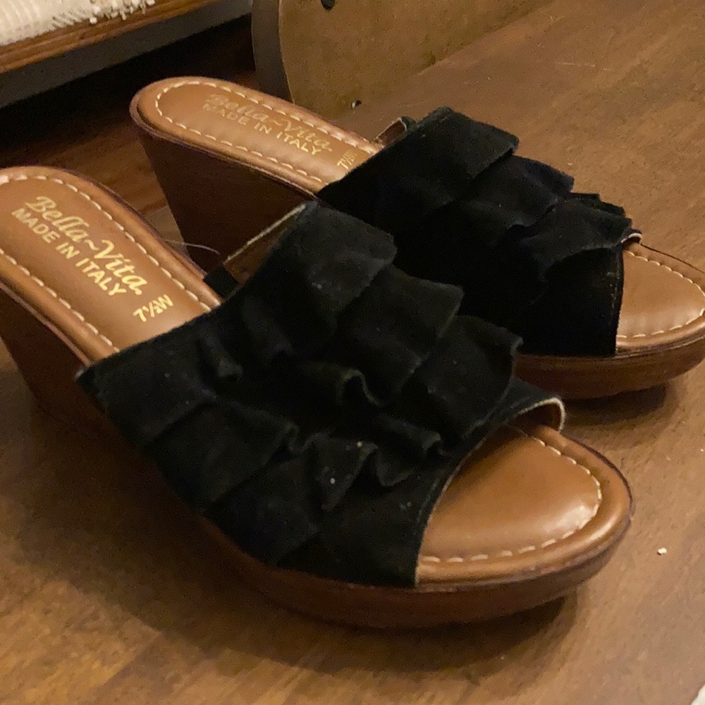Bella-Vita women’s sandals